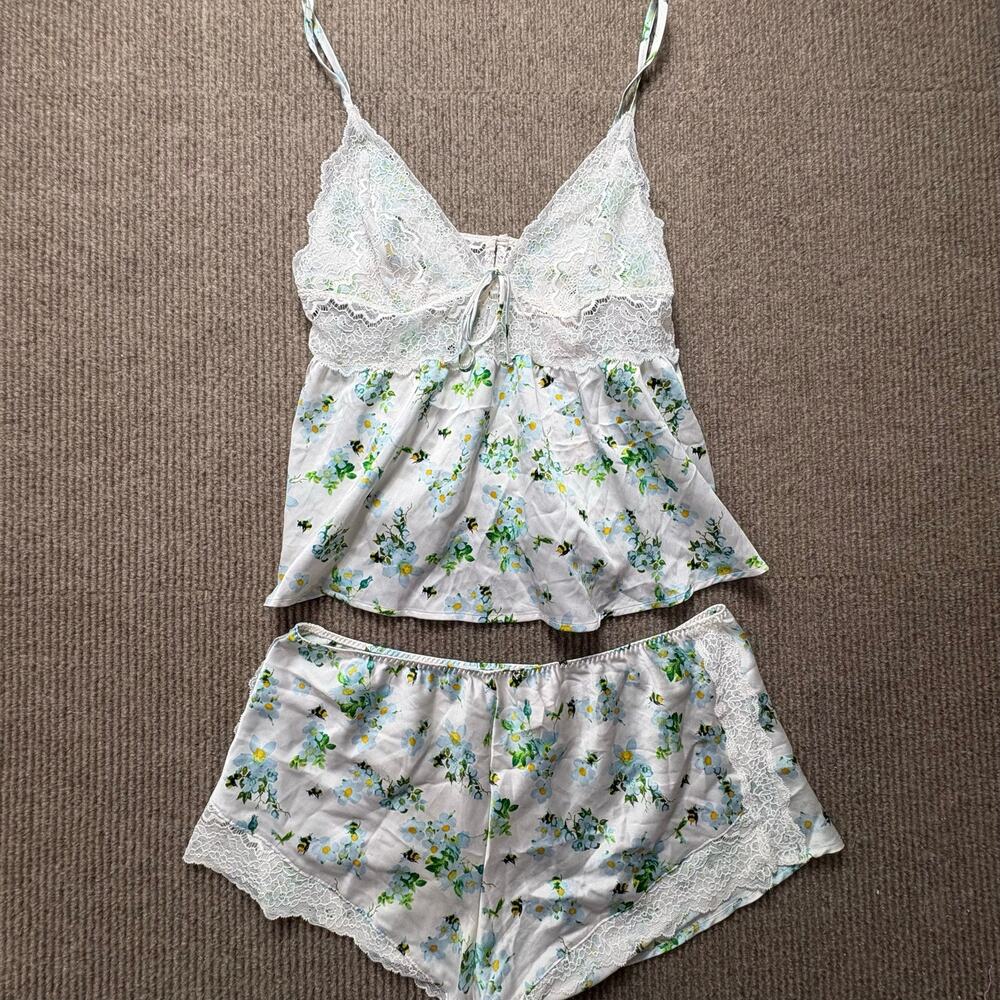 NWT Victoria's Secret Stretch Lace & Satin Honeybee Floral Camisole Set size lg